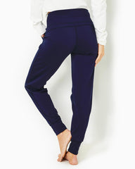 Lilly Pulitzer Upf 50+ Luxletic 28" Island Jogger True Navy | Women Bottoms