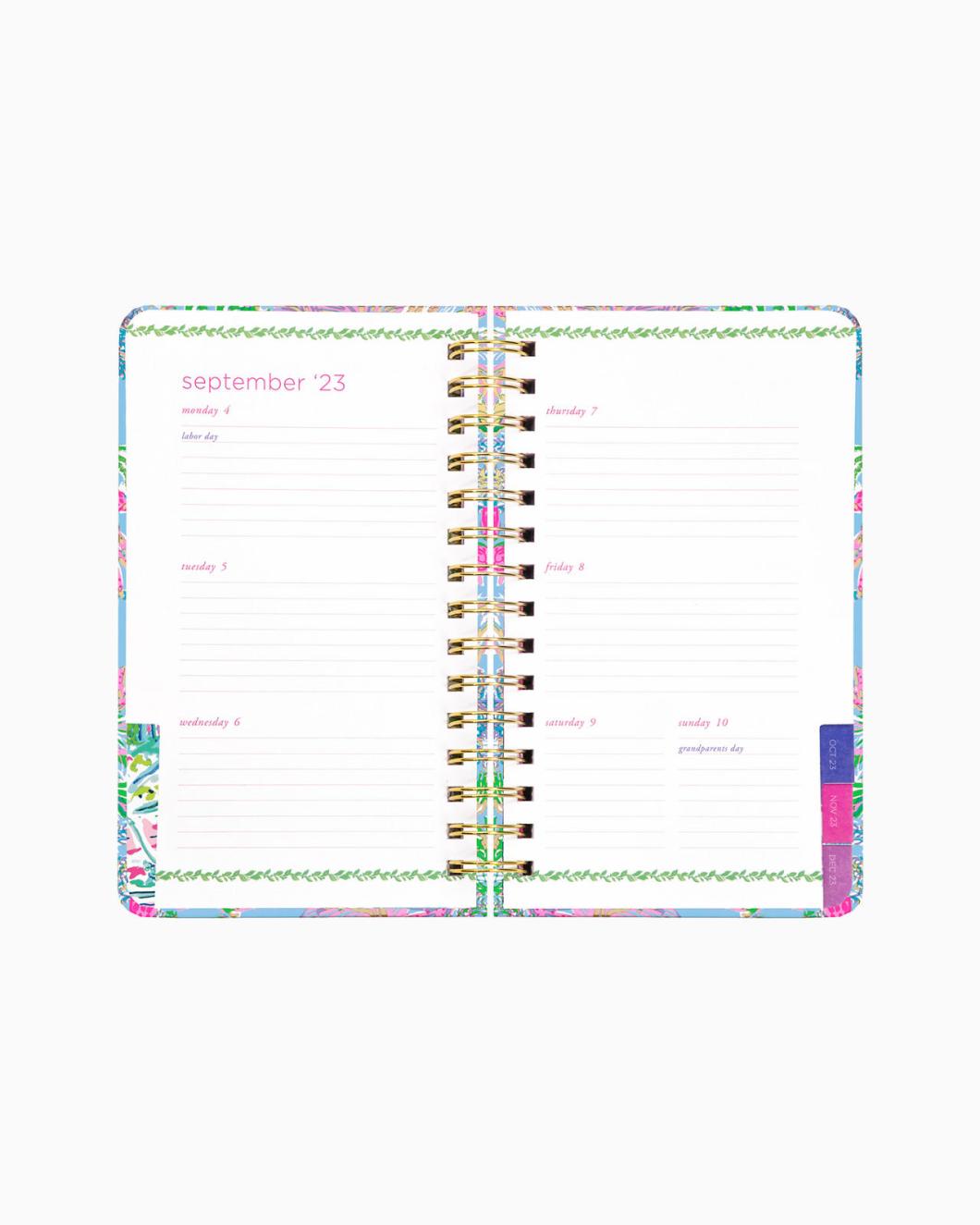 Lilly Pulitzer 2023-2024 17 Month Medium Agenda Celestial Blue Cay To My Heart | Women Agendas &amp; Planners
