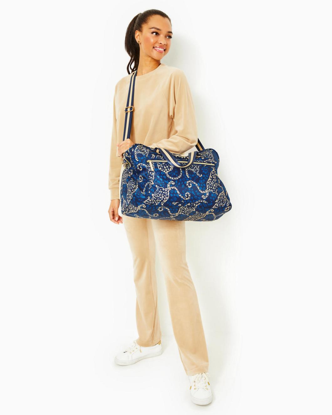 Lilly Pulitzer Beale Weekender Bag Low Tide Navy Easy To Spot Accessories | Women Bags