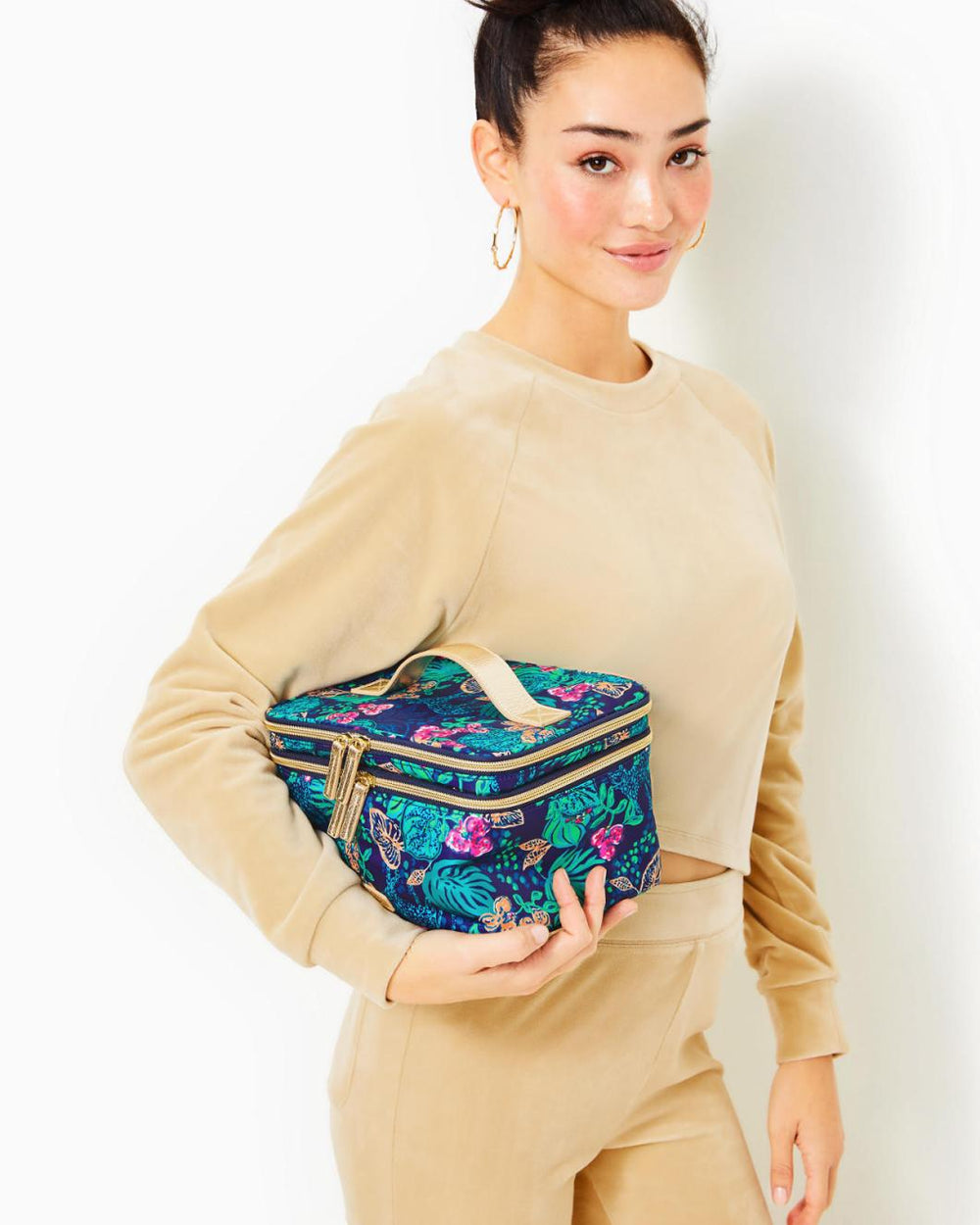 Lilly Pulitzer Devona Cosmetic Case Low Tide Navy Life Of The Party Accessories Small | Women Bags