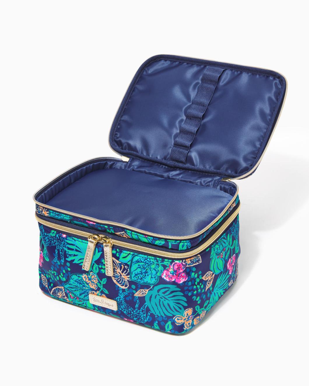 Lilly Pulitzer Devona Cosmetic Case Low Tide Navy Life Of The Party Accessories Small | Women Bags