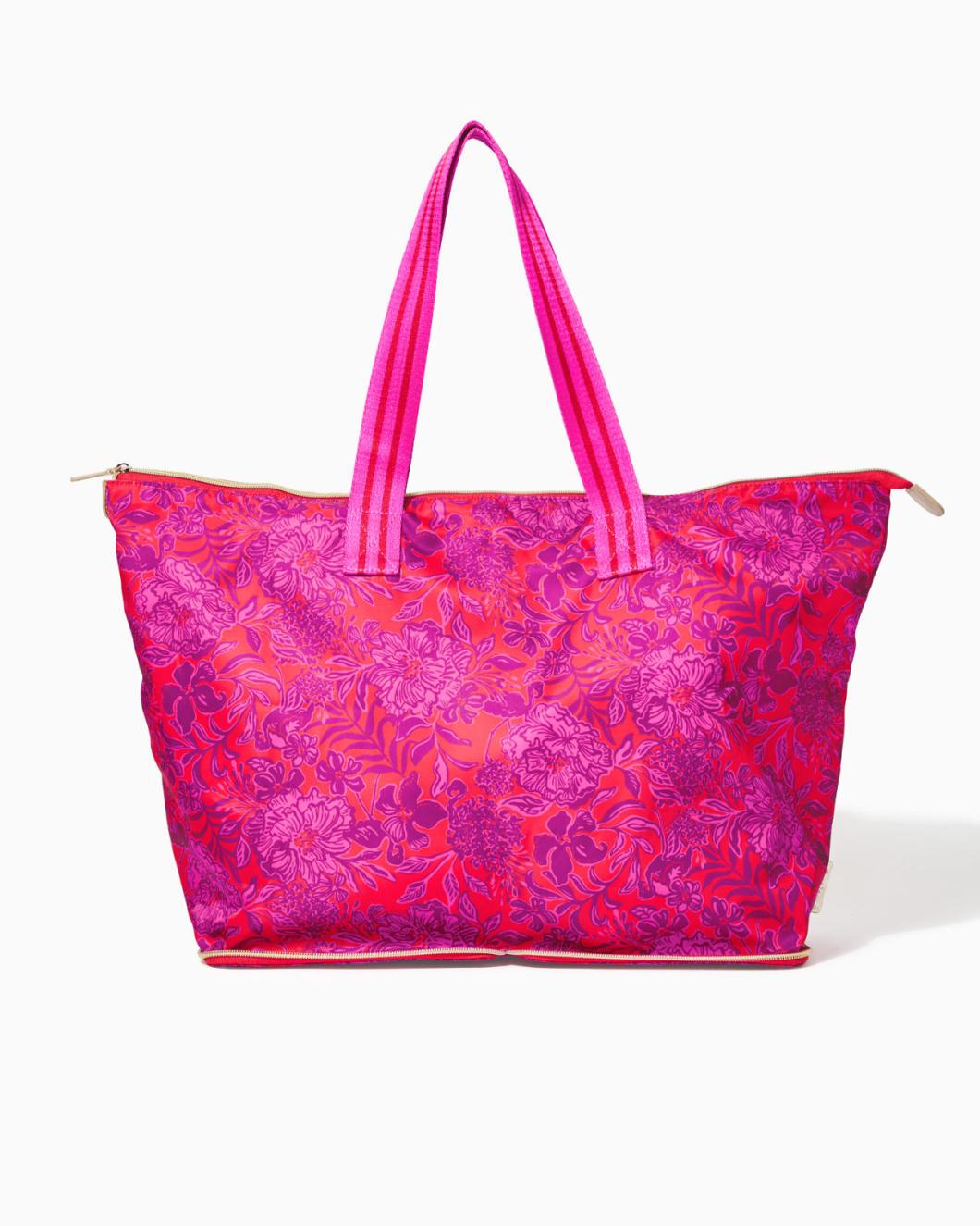 Lilly Pulitzer Getaway Packable Tote Amaryllis Red Secret Hideaway | Women Bags