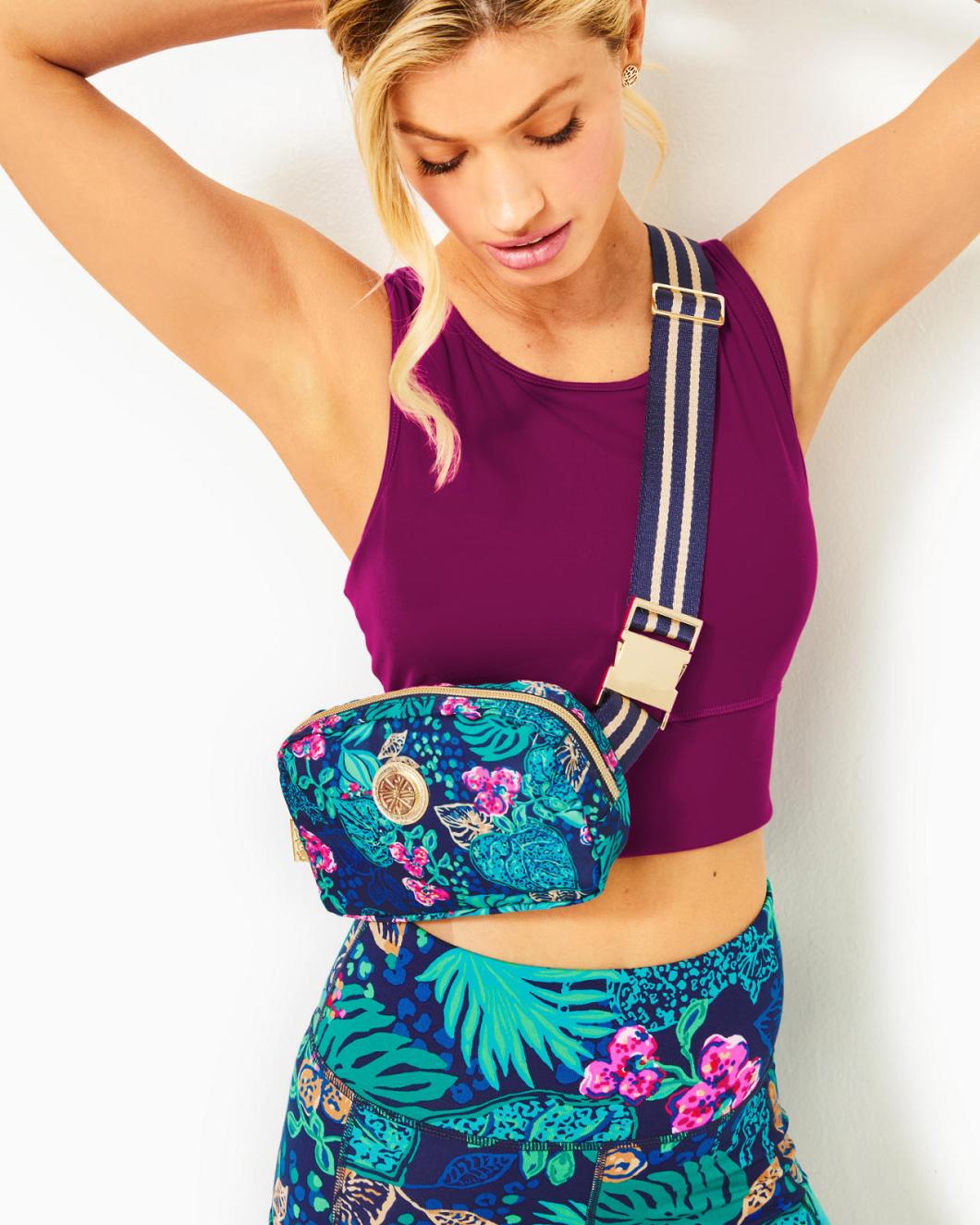 Lilly Pulitzer Jeanie Belt Bag Low Tide Navy Life Of The Party Accessories Small | Women Bags