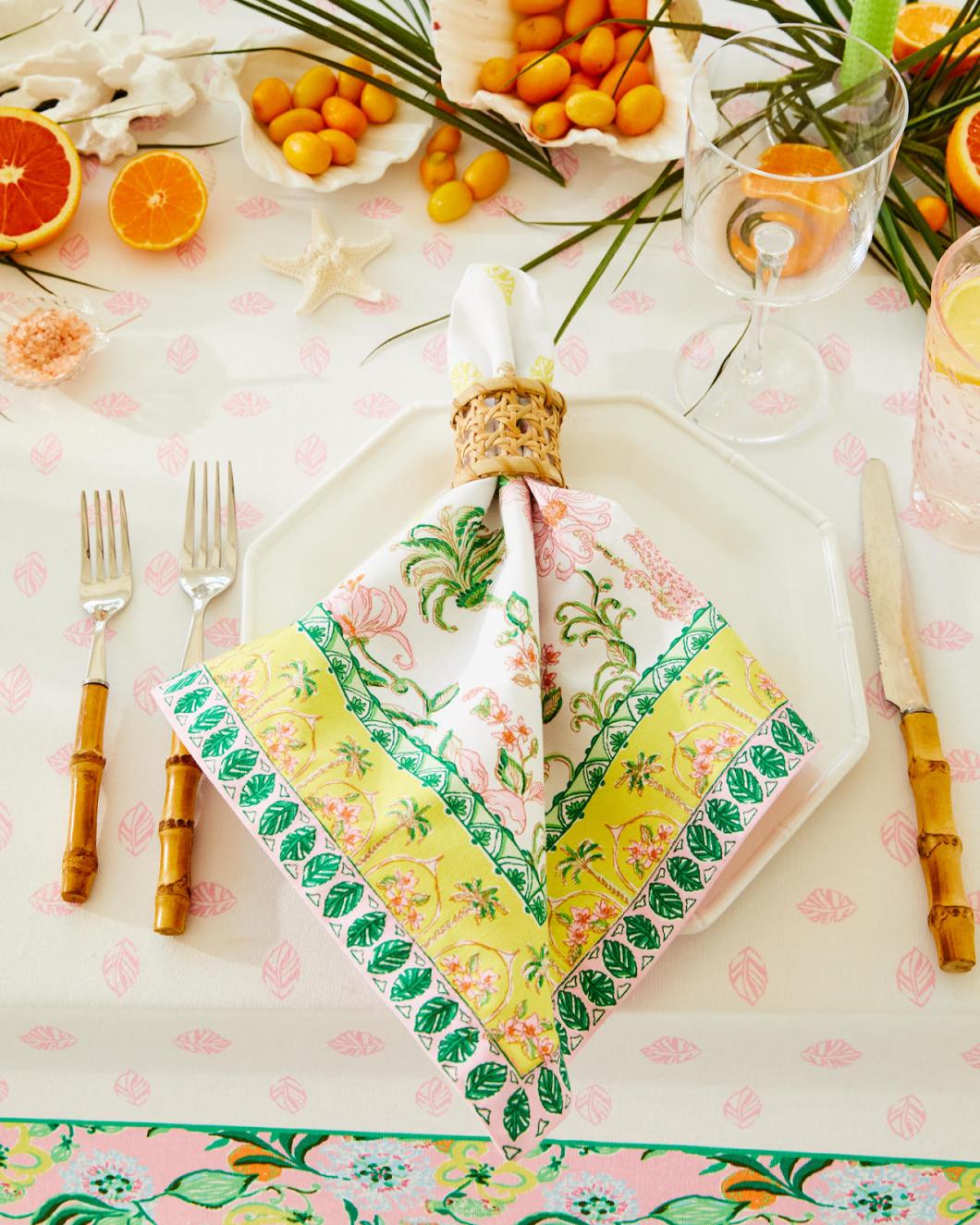 Lilly Pulitzer Printed Dinner Napkin Set Finch Yellow Tropical Oasis Engineered Napkins | Women Tabletop