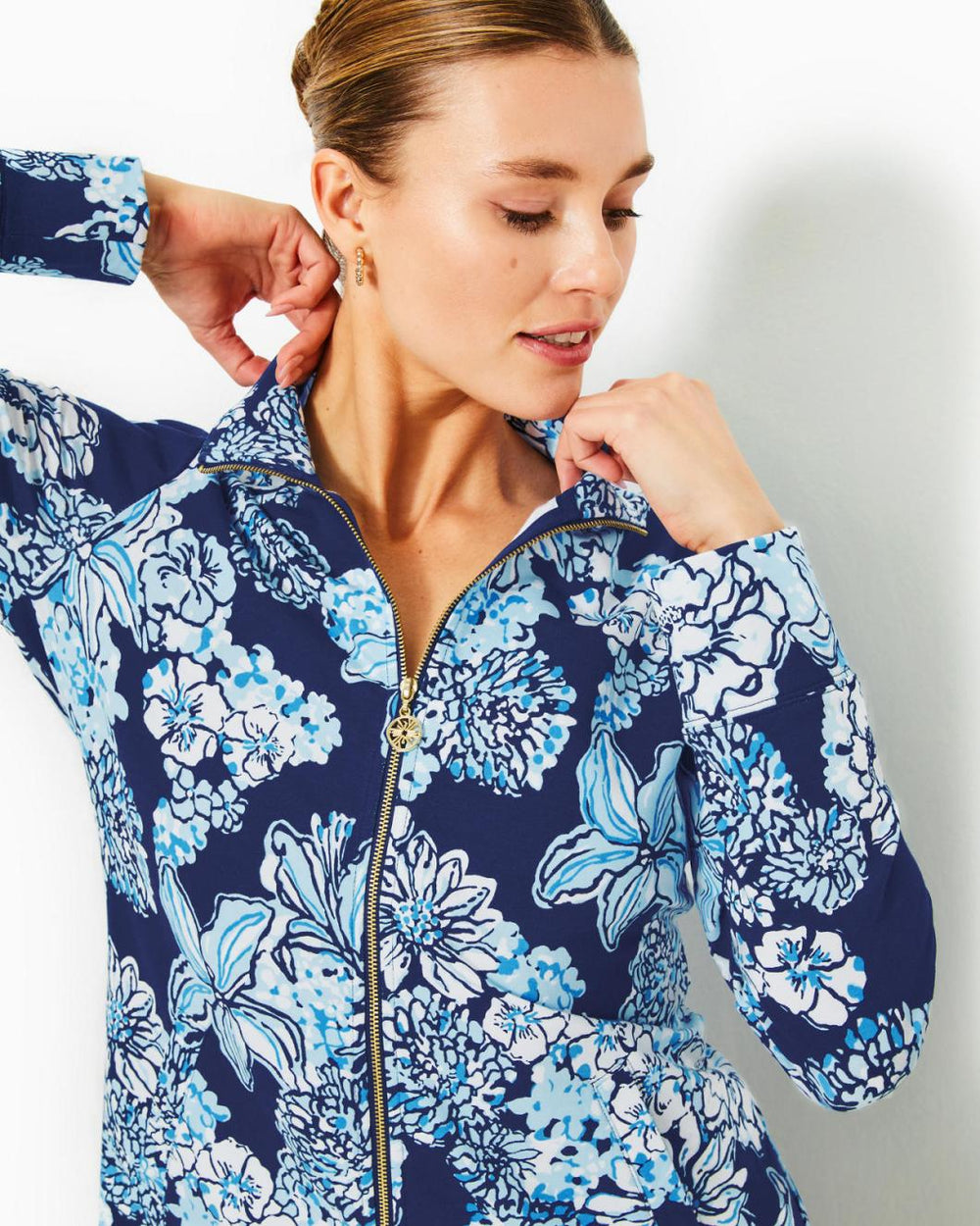 Lilly Pulitzer Upf 50+ Leona Zip-Up Jacket Low Tide Navy Bouquet All Day | Women Tops
