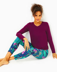 Lilly Pulitzer Upf 50+ Luxletic 24" Weekender High-Rise Midi Legging Low Tide Navy Life Of The Party | Women Bottoms