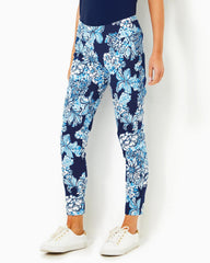 Lilly Pulitzer Upf 50+ Luxletic 28" Corso Pant Low Tide Navy Bouquet All Day Golf | Women Bottoms