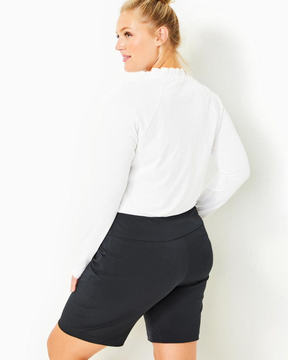 Lilly Pulitzer Upf 50+ Luxletic 9" Reid Short Onyx | Women Bottoms